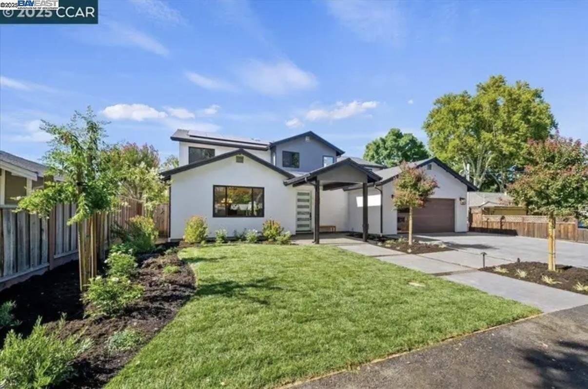 132 Quinterra Ln - Photo 2 of 26