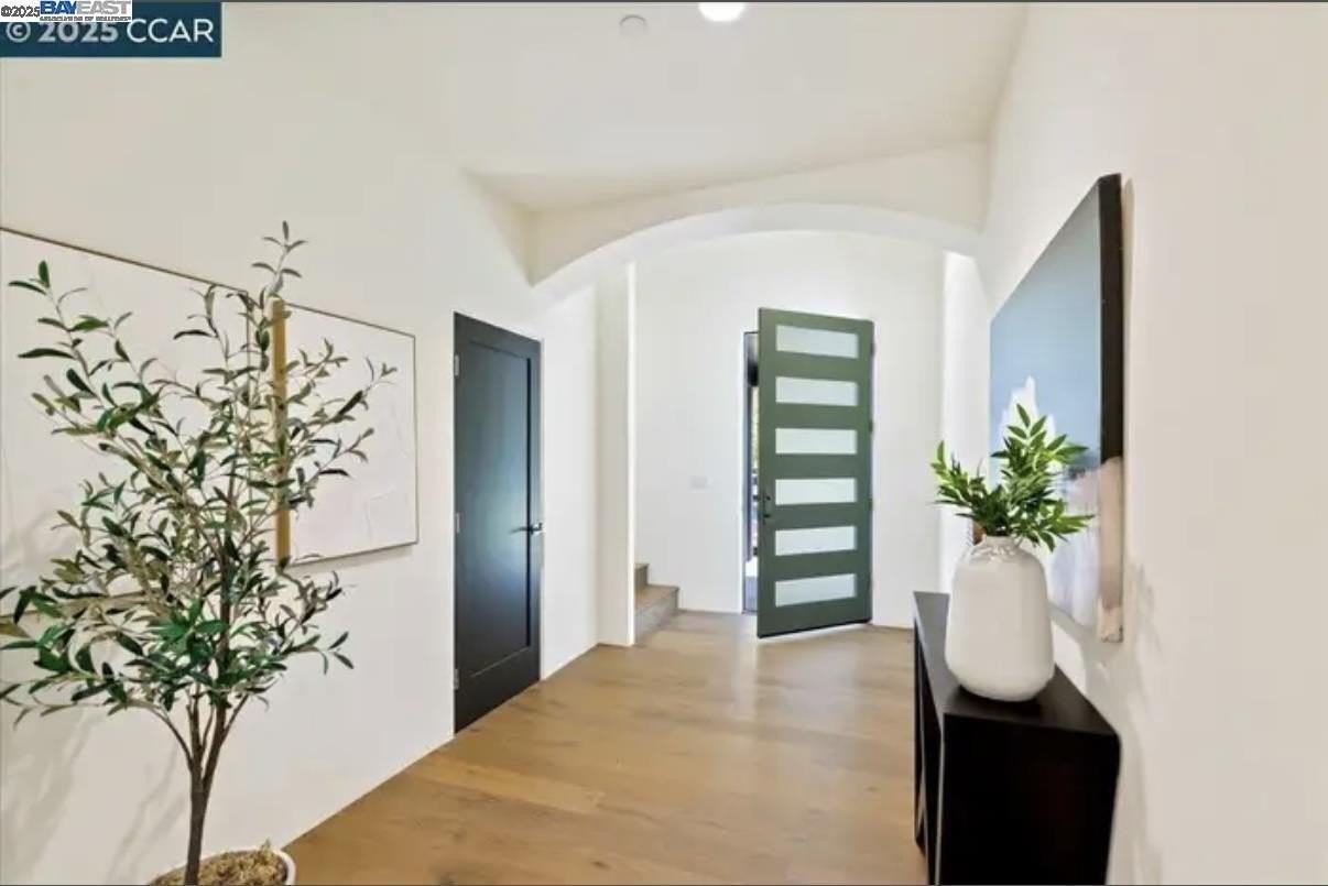 132 Quinterra Ln - Photo 3 of 26