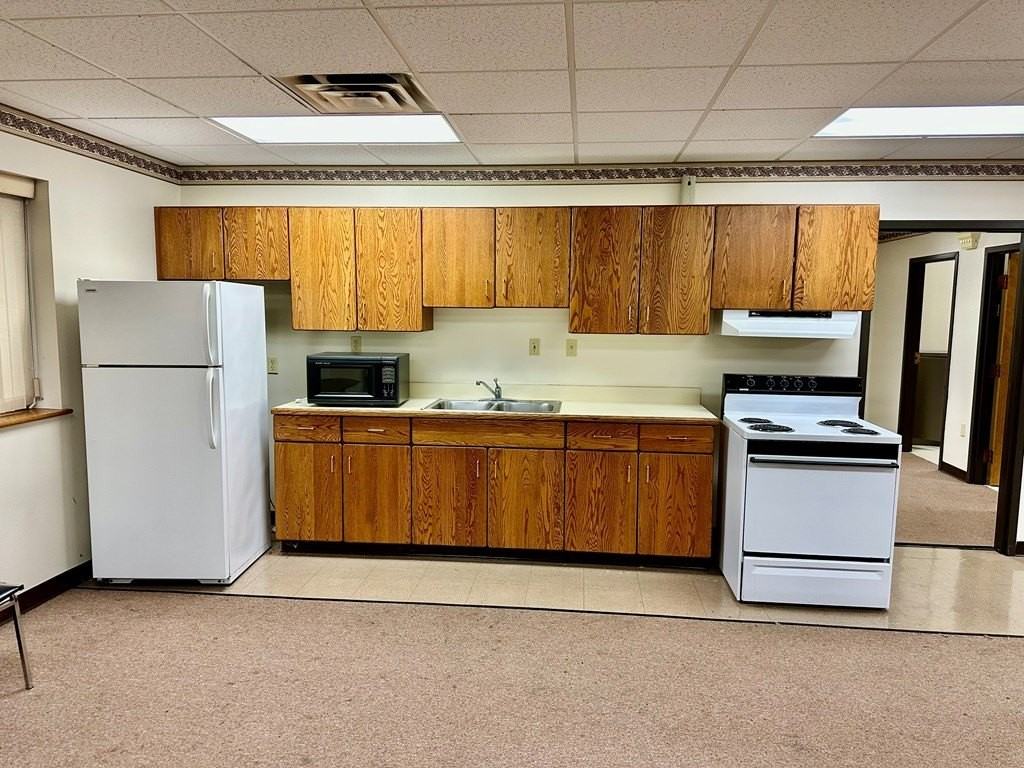 337 Industrial Park Rd - Photo 5 of 11