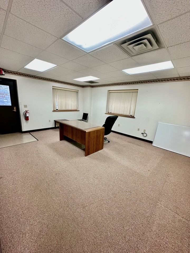 337 Industrial Park Rd - Photo 6 of 11