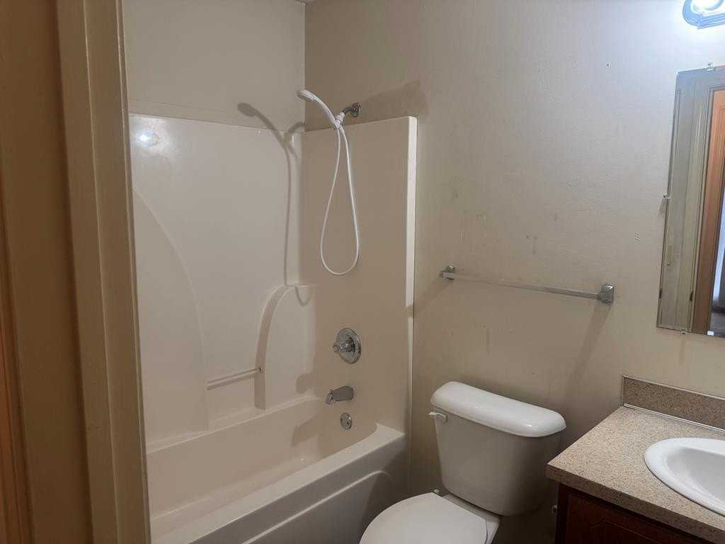 2213 Summerwind Drive - Photo 4 of 7