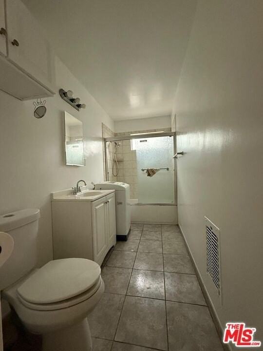 7932 Brimfield Ave - Photo 7 of 8