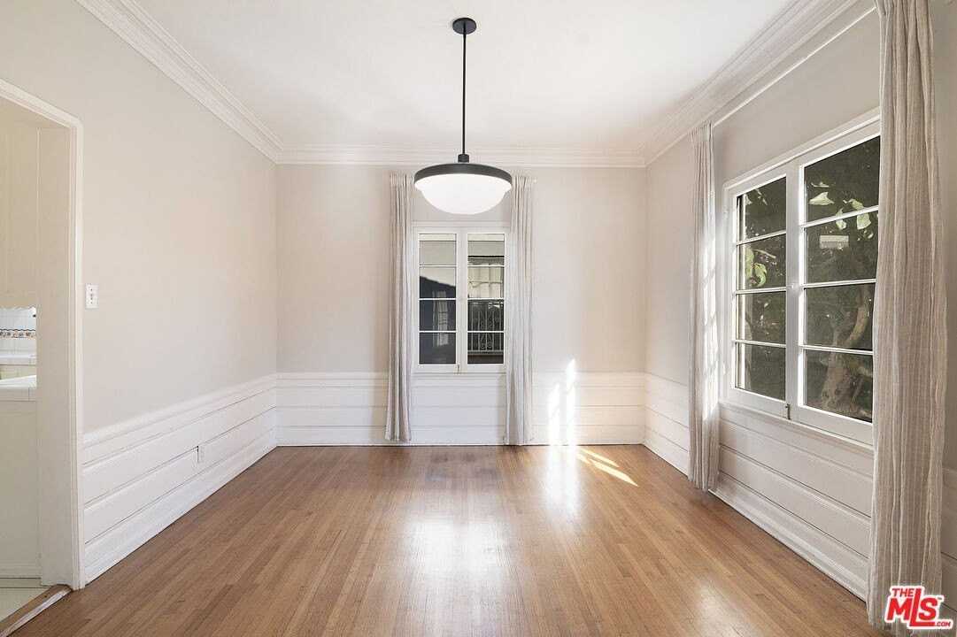 1215 South Alfred Street - Photo 6 of 22