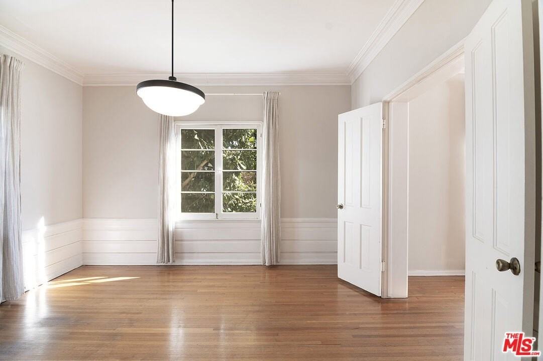 1215 South Alfred Street - Photo 7 of 22