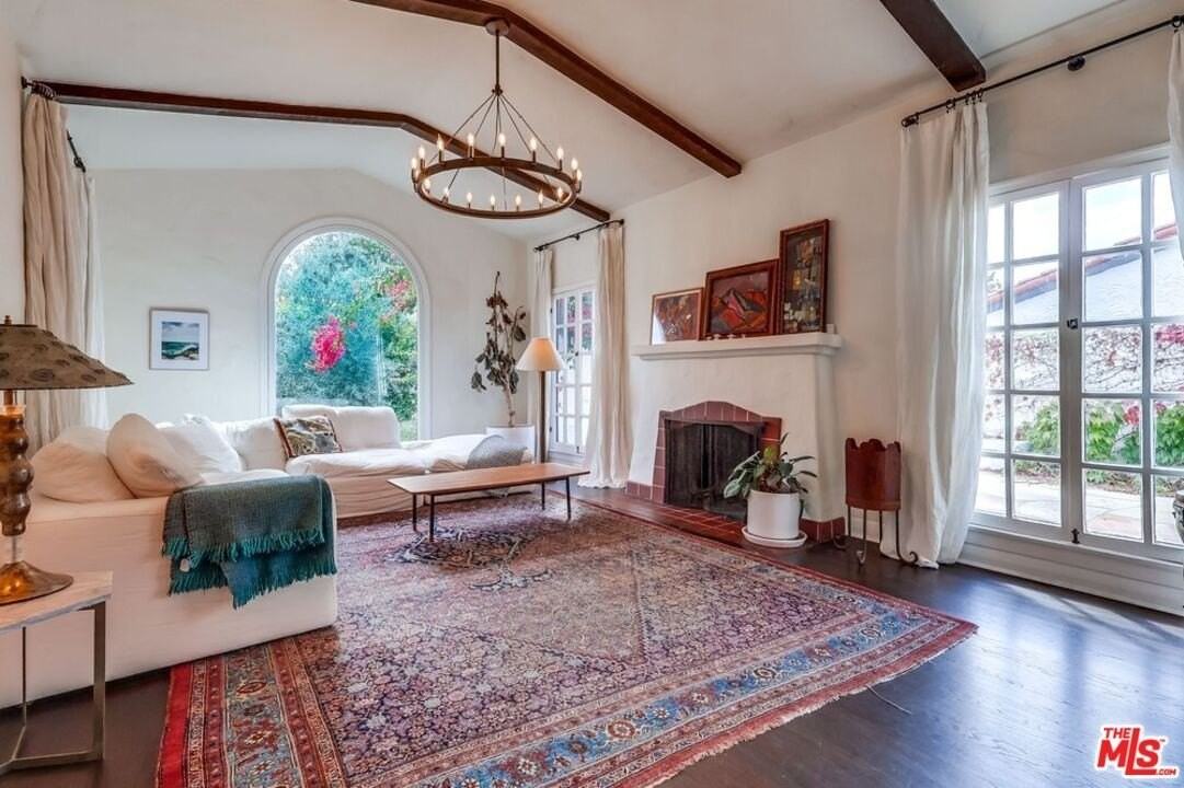 1249 Ethel St - Photo 7 of 33