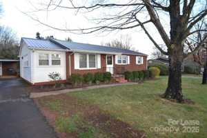 featured image of 2037 North Deal Avenue