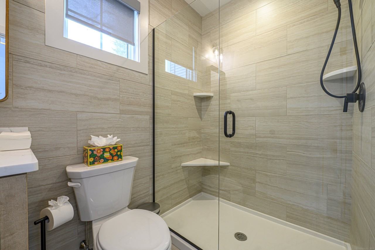 2620 Main St #10 - Photo 7 of 39