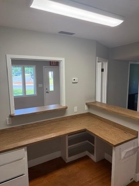 1 Woodham Ave - Photo 6 of 8