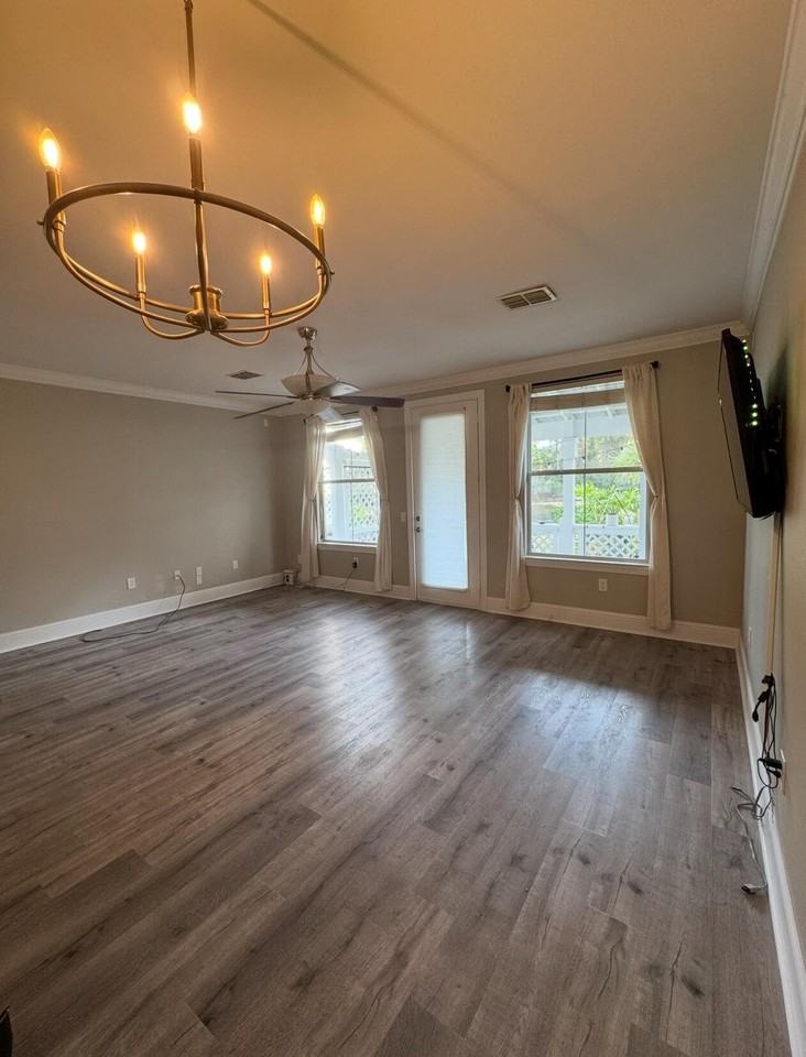 20 Bald Eagle Ct #4D - Photo 3 of 18