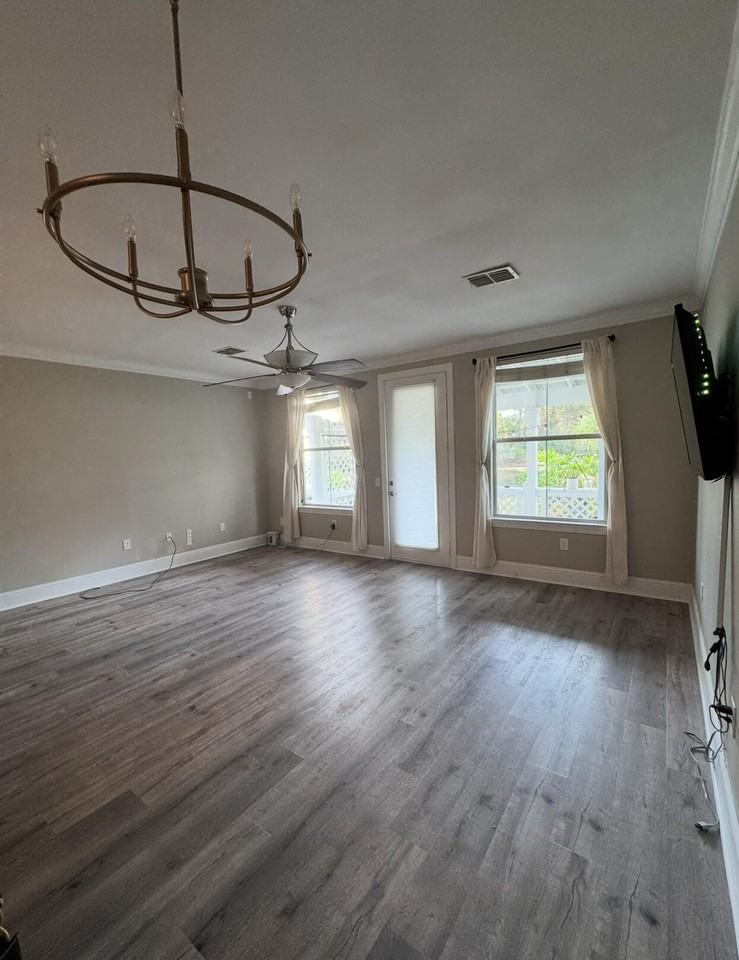 20 Bald Eagle Ct #4D - Photo 4 of 18