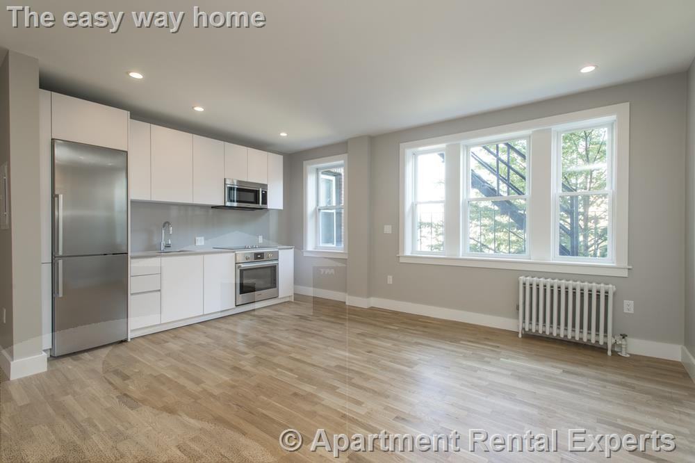 138 Highland Avenue #5 - Photo 3 of 4