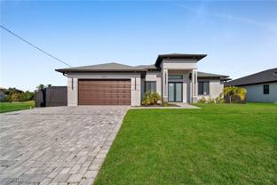 2521 Diplomat Parkway West - Photo 1 of 1