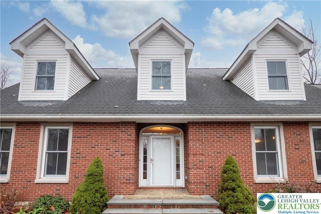 401 Echo Lake Dr - Photo 5 of 44