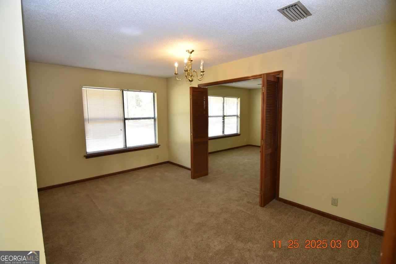 108 Cambray Circle - Photo 6 of 24