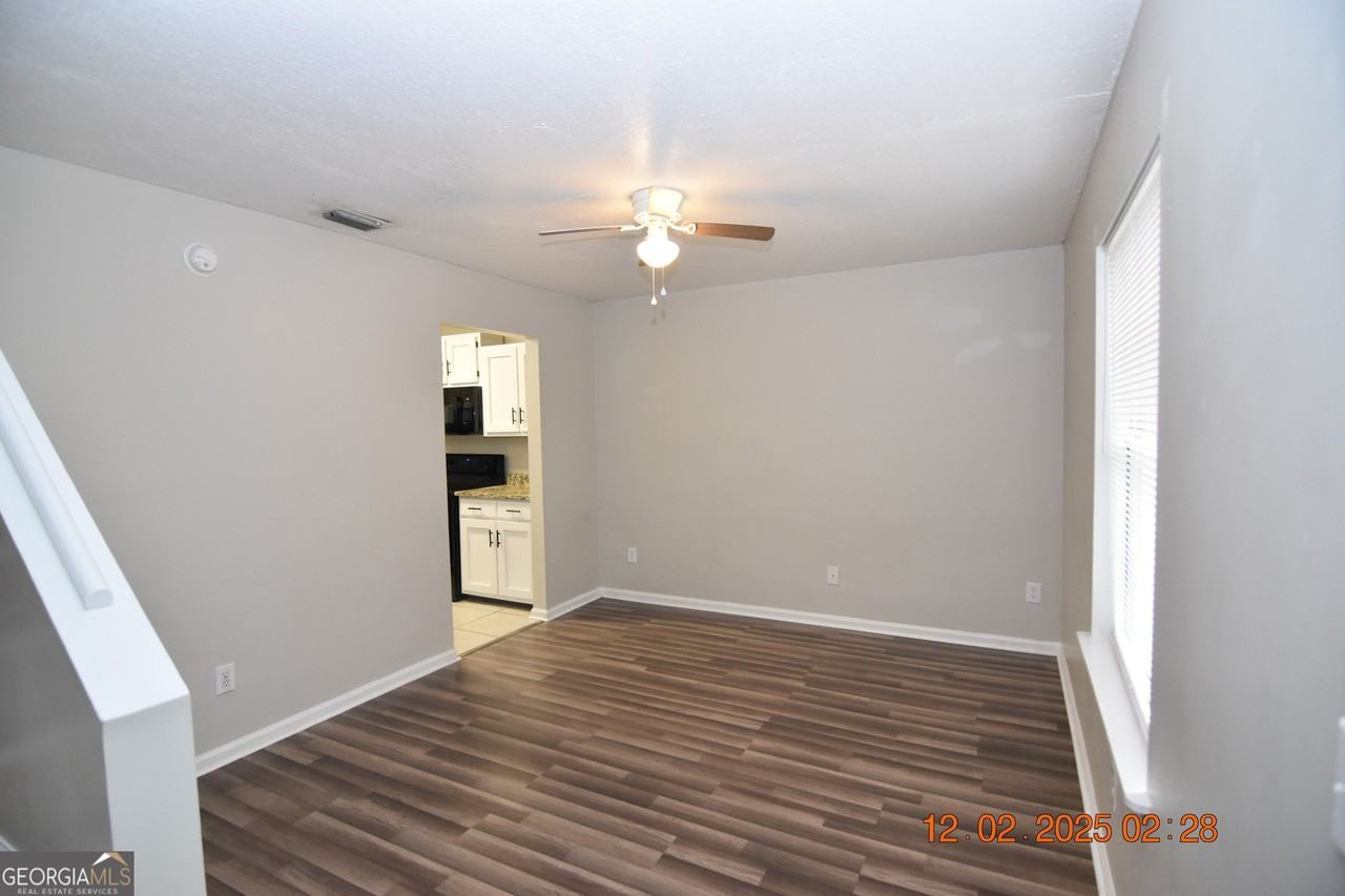 754 Morningside Ln - Photo 7 of 15