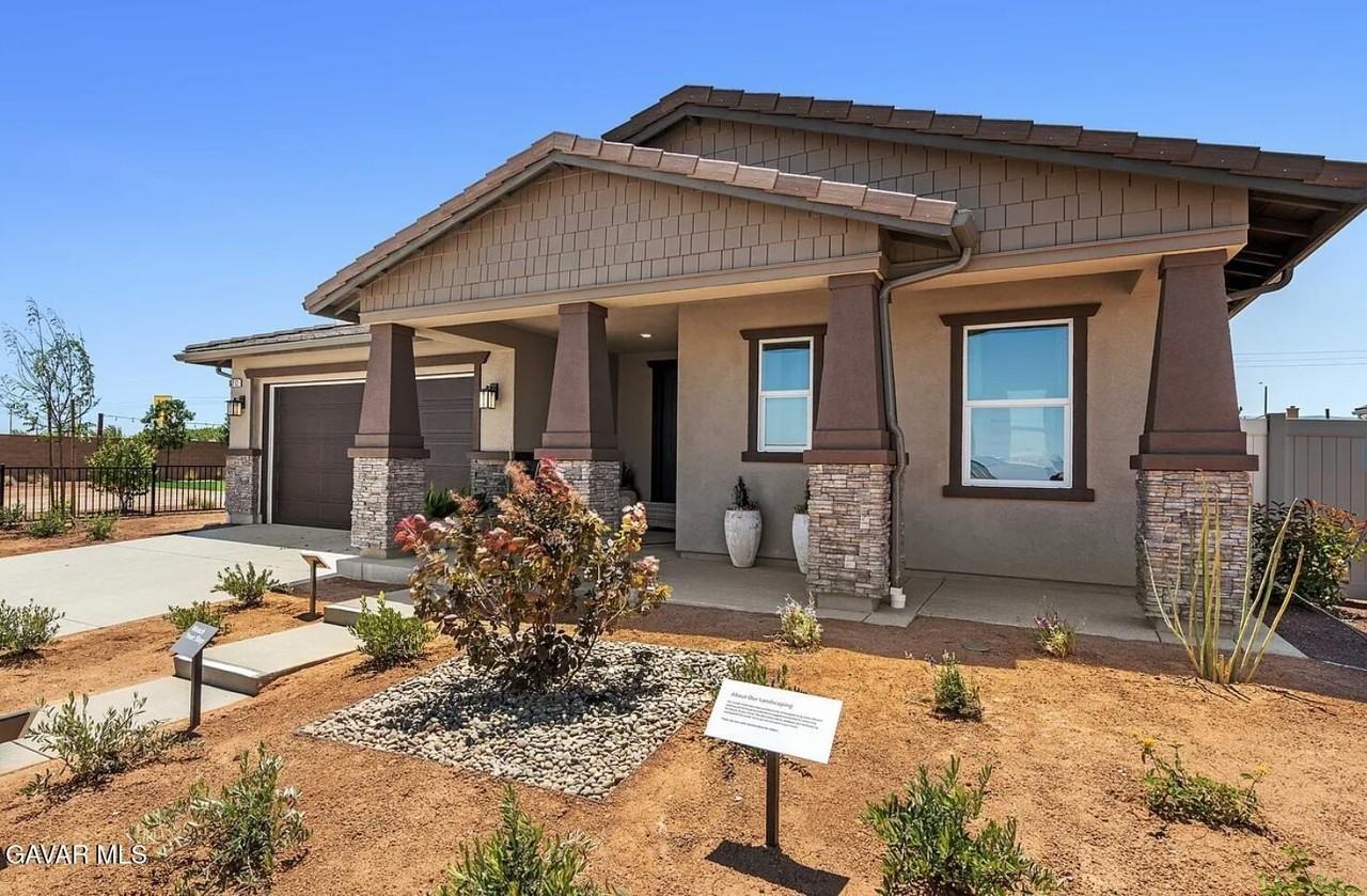 6212 Pondera St - Photo 2 of 32