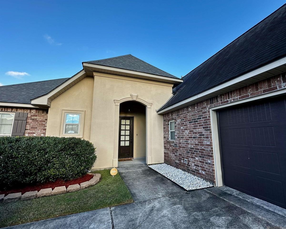 18176 Old Reserve Dr - Photo 2 of 16