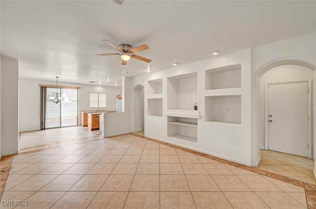 2914 Pumkin Harvest Avenue - Photo 6 of 43