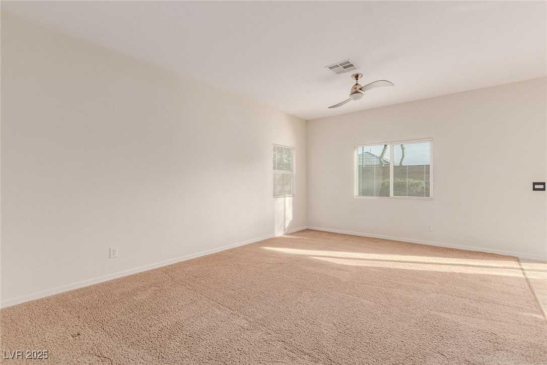 10537 Bandera Mountain Ln - Photo 5 of 29