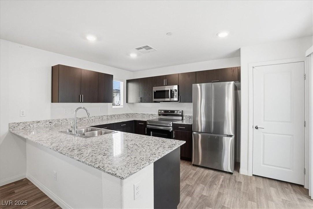 5623 Sunset Amber Ave - Photo 2 of 27