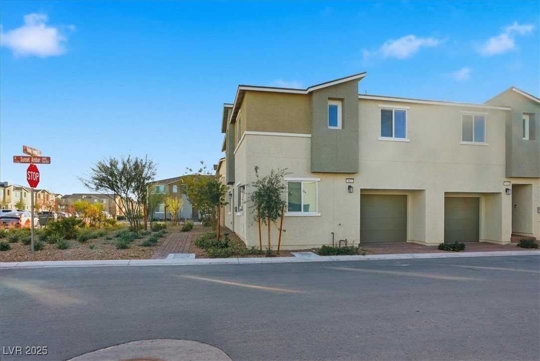 5623 Sunset Amber Ave - Photo 5 of 27