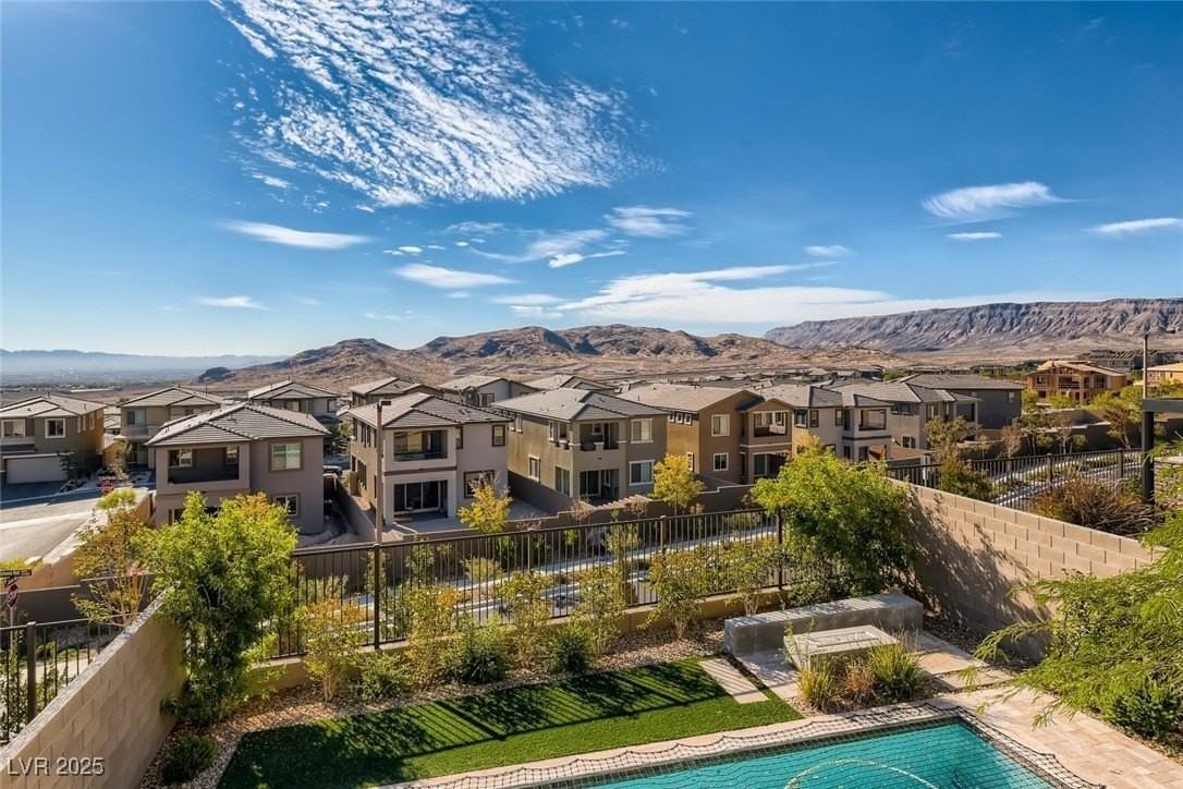 12397 Harbor Isle Ave - Photo 7 of 23