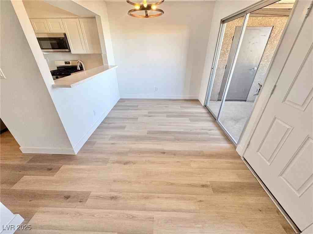 1424 Santa Anita Dr #D - Photo 5 of 26