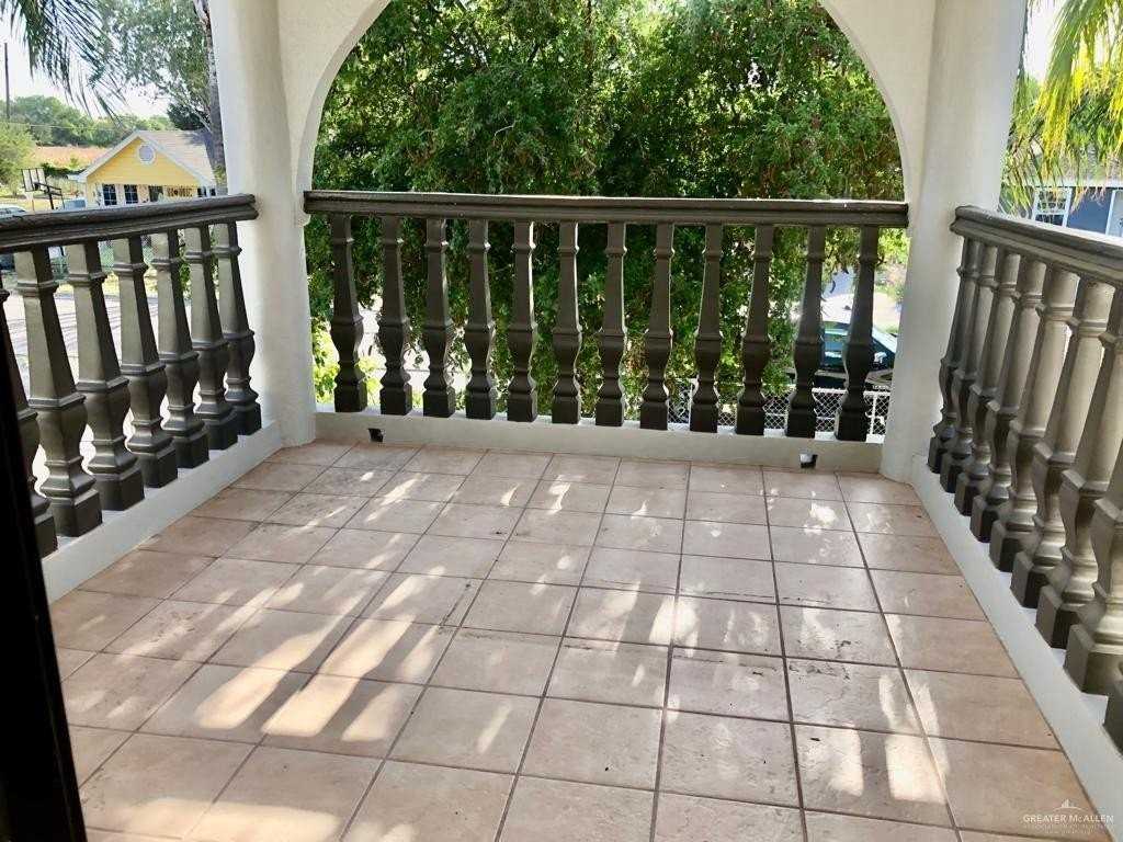 904 El Campo Dr - Photo 5 of 17