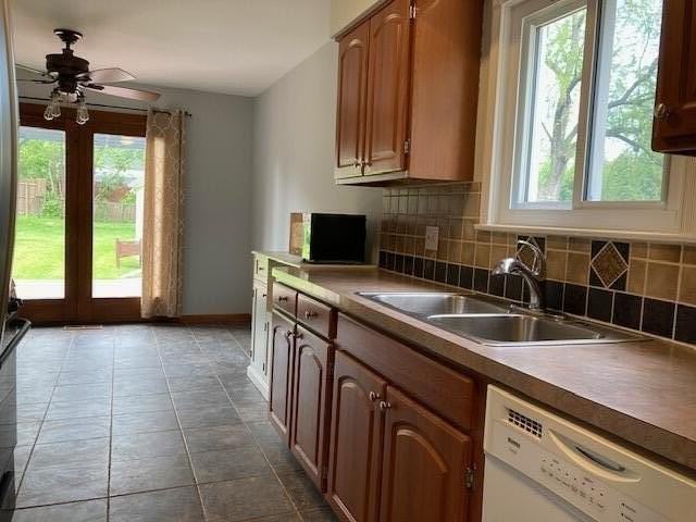 3300 Fernwood Ave - Photo 5 of 15