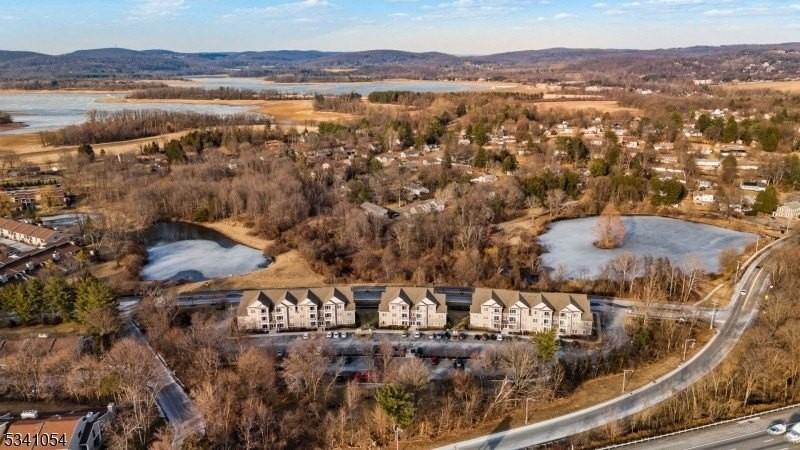 10 Park Dr #10 - Photo 2 of 38