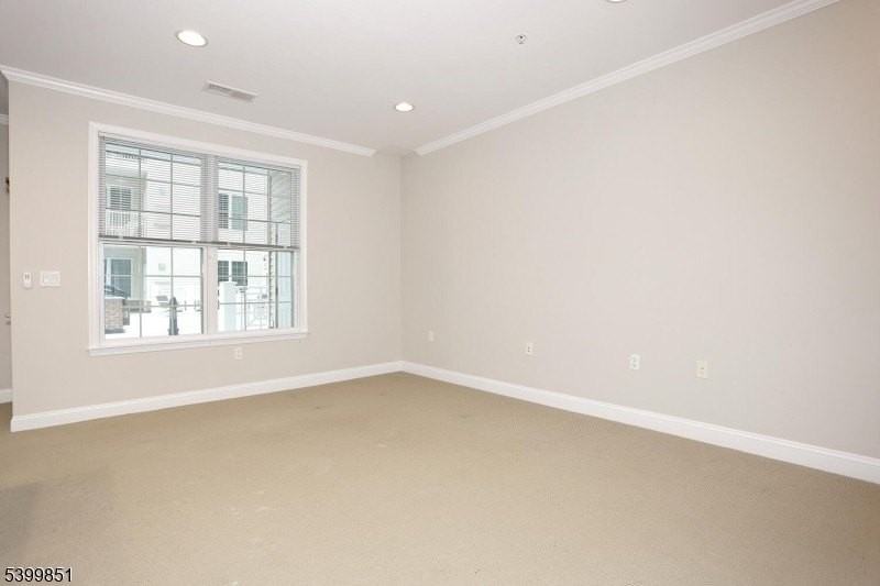 6107 Brookhaven Ct - Photo 5 of 27