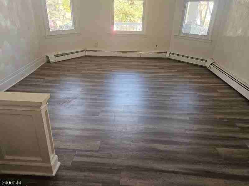 501 Park Avenue - Photo 3 of 7