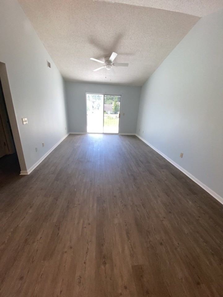 350 Beverly St Apt 104 - Photo 4 of 9