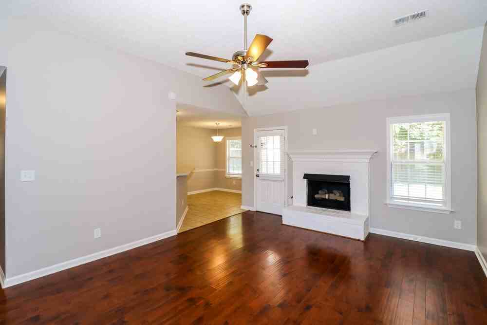 35 Cami Cv - Photo 5 of 17