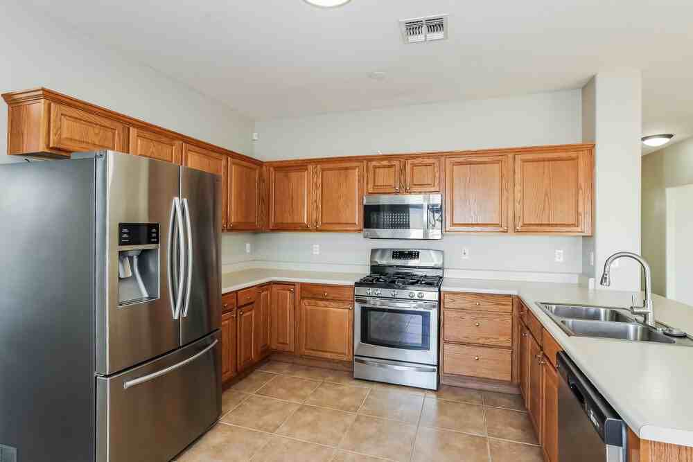 14436 N 162nd Ln - Photo 7 of 17