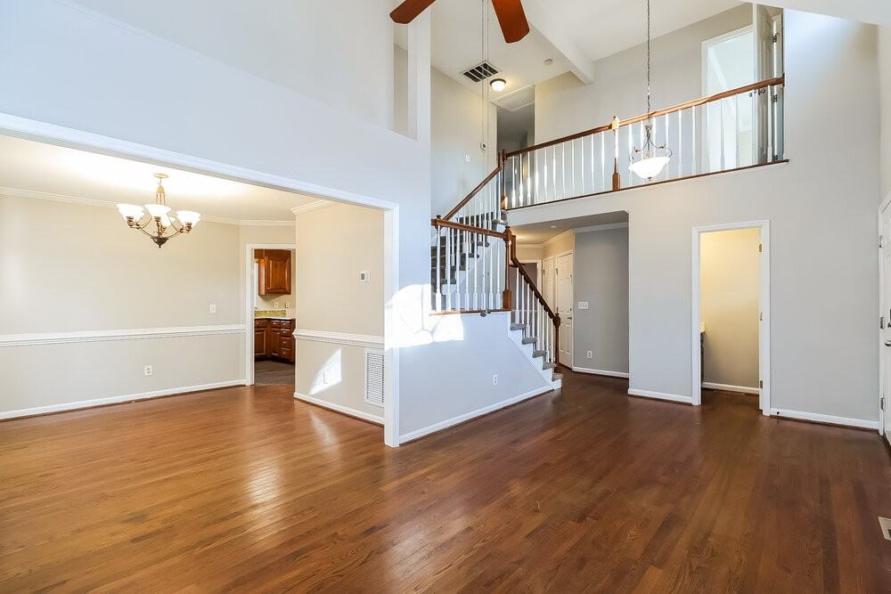 4801 Bay Pines Ct - Photo 6 of 17