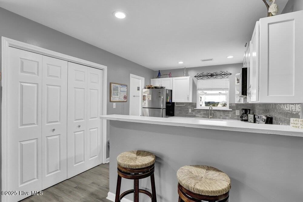 3802 Island Dr - Photo 4 of 30