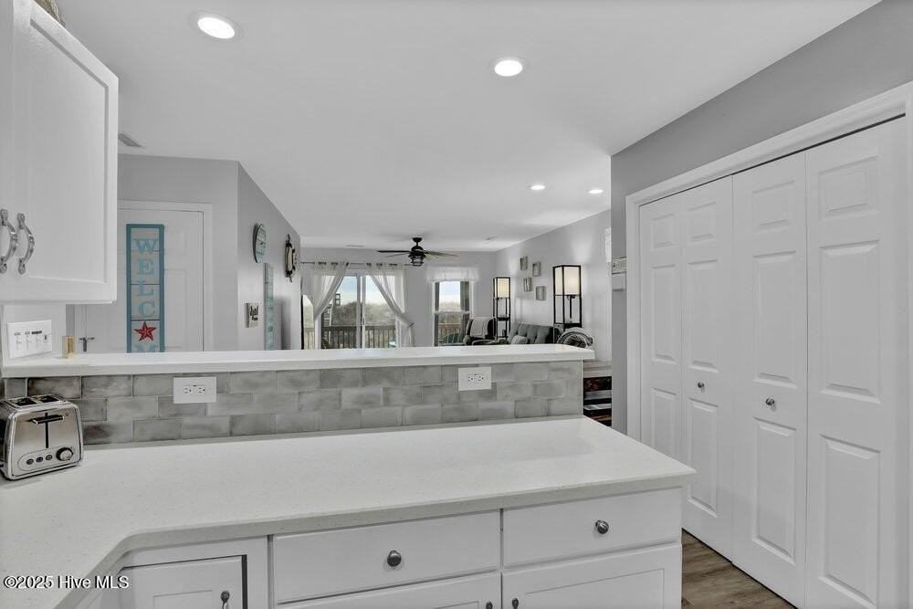 3802 Island Dr - Photo 7 of 30