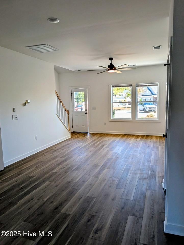 1683 E Magnolia Ct Sw - Photo 4 of 18