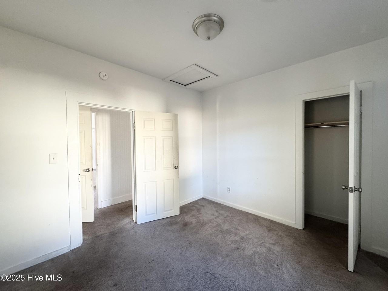 508 Bank St - Photo 5 of 7