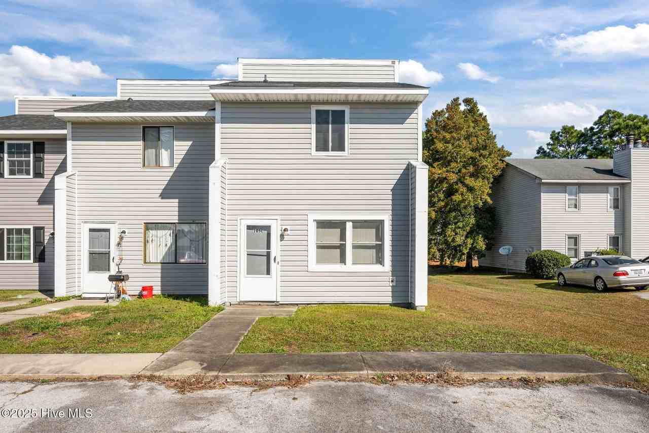 105 Kim Avenue #C - Photo 2 of 21