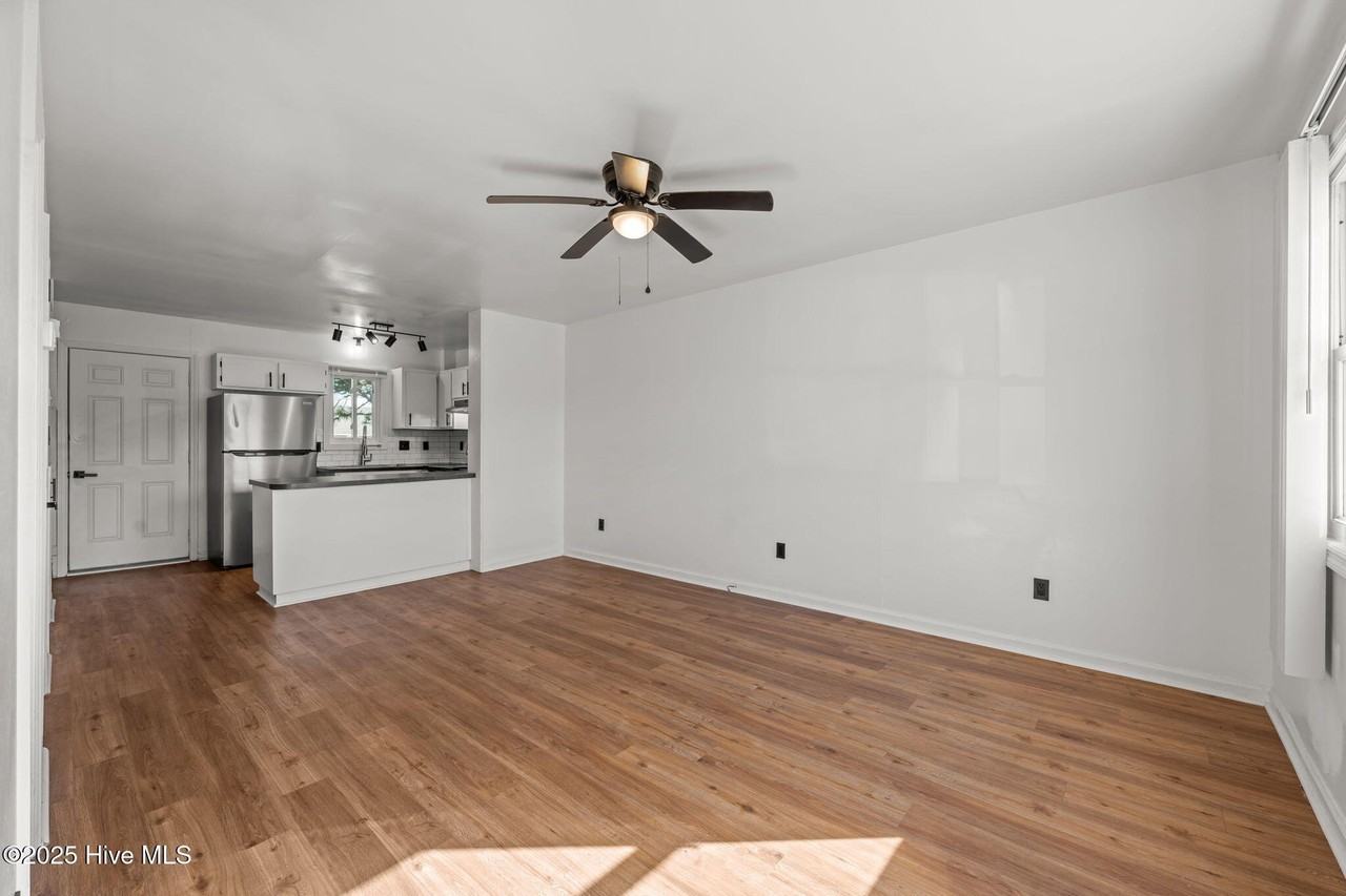 105 Kim Avenue #C - Photo 4 of 21