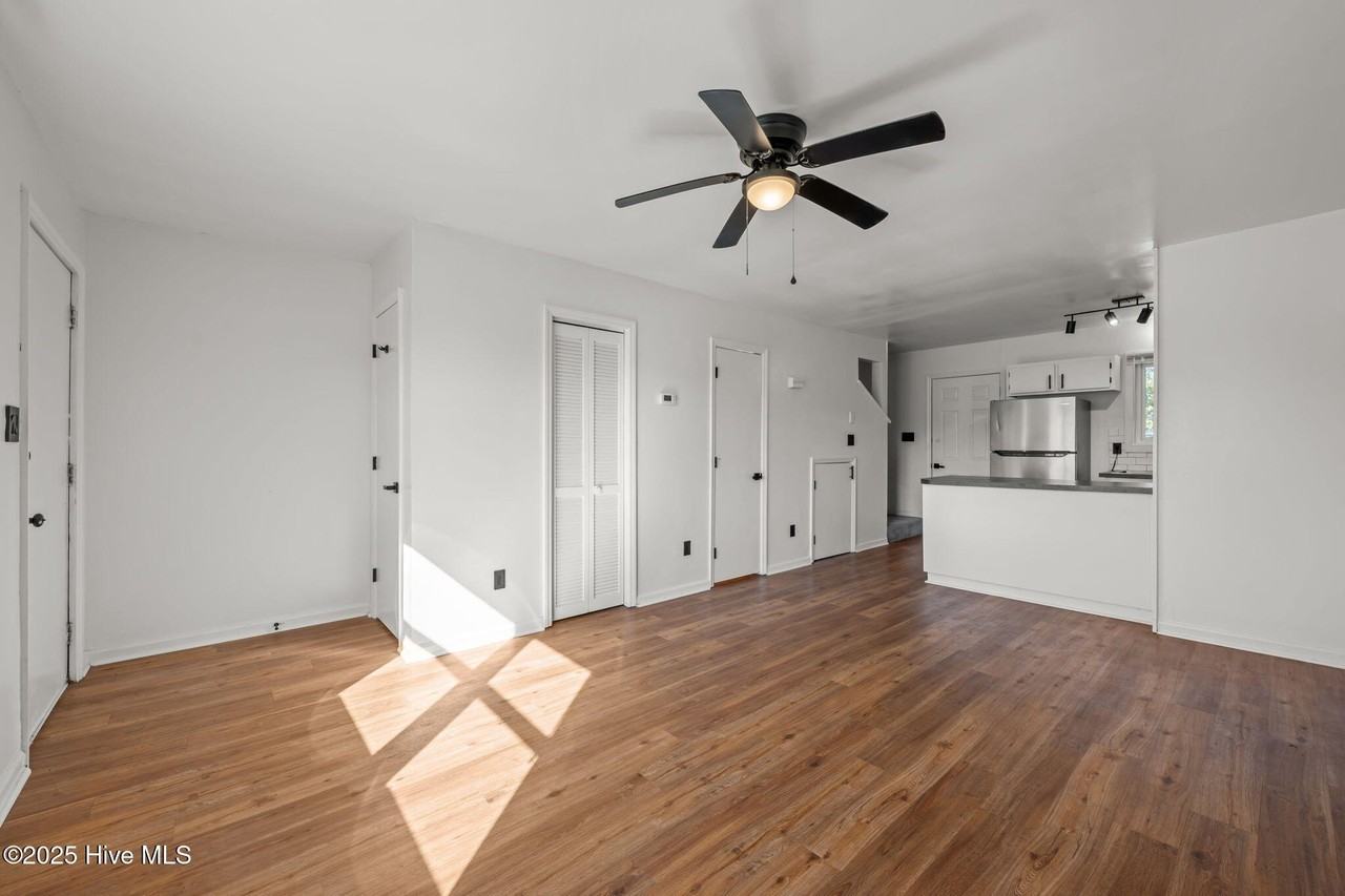 105 Kim Avenue #C - Photo 5 of 21