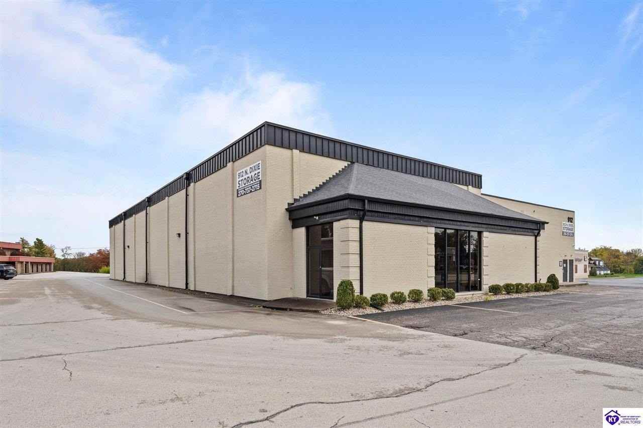 912 N Dixie Ave - Photo 2 of 27