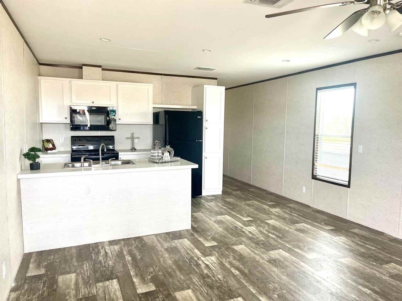 101 101 Mi Ranchito St. - Photo 6 of 14