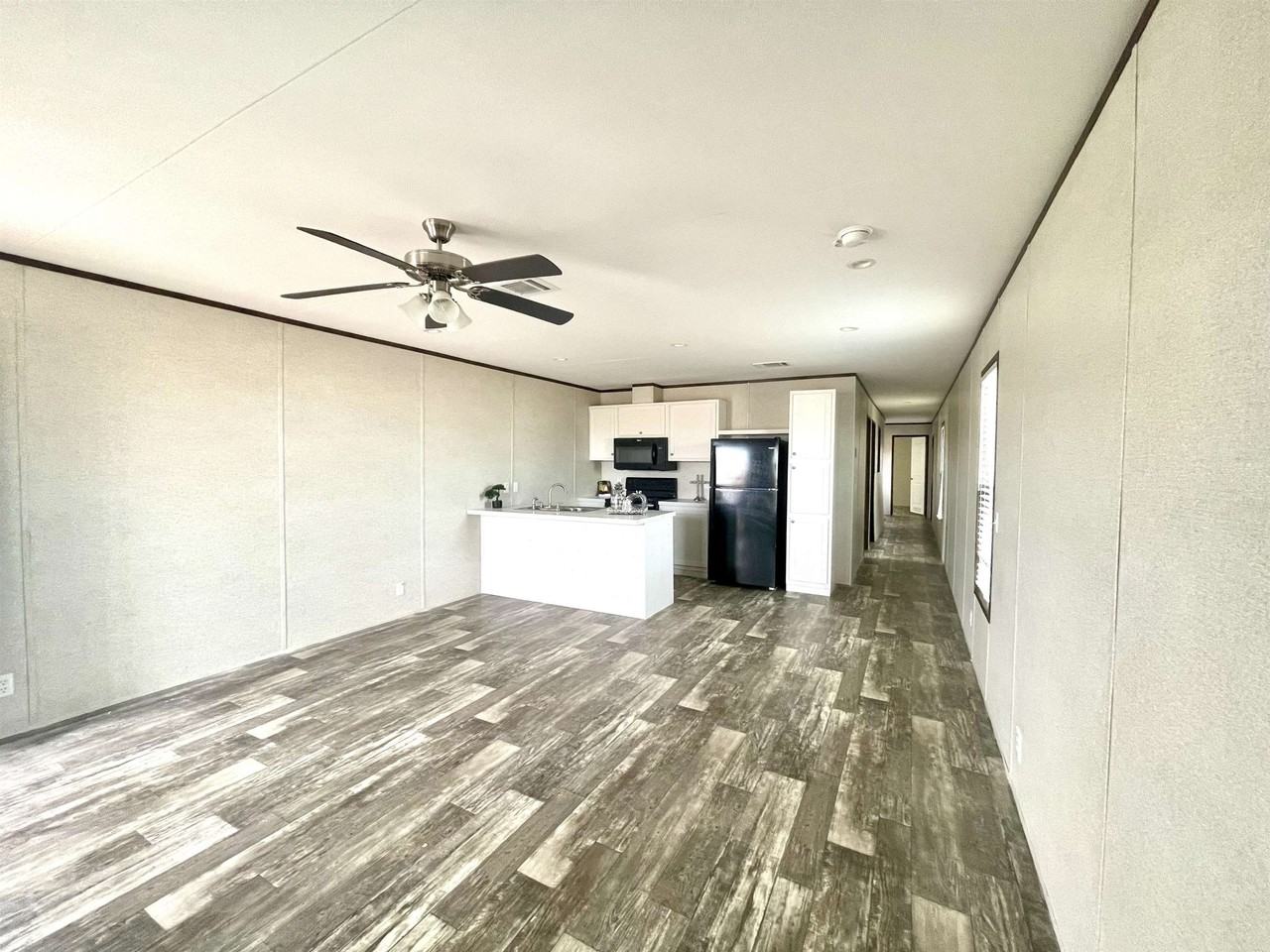 101 101 Mi Ranchito St. - Photo 7 of 14