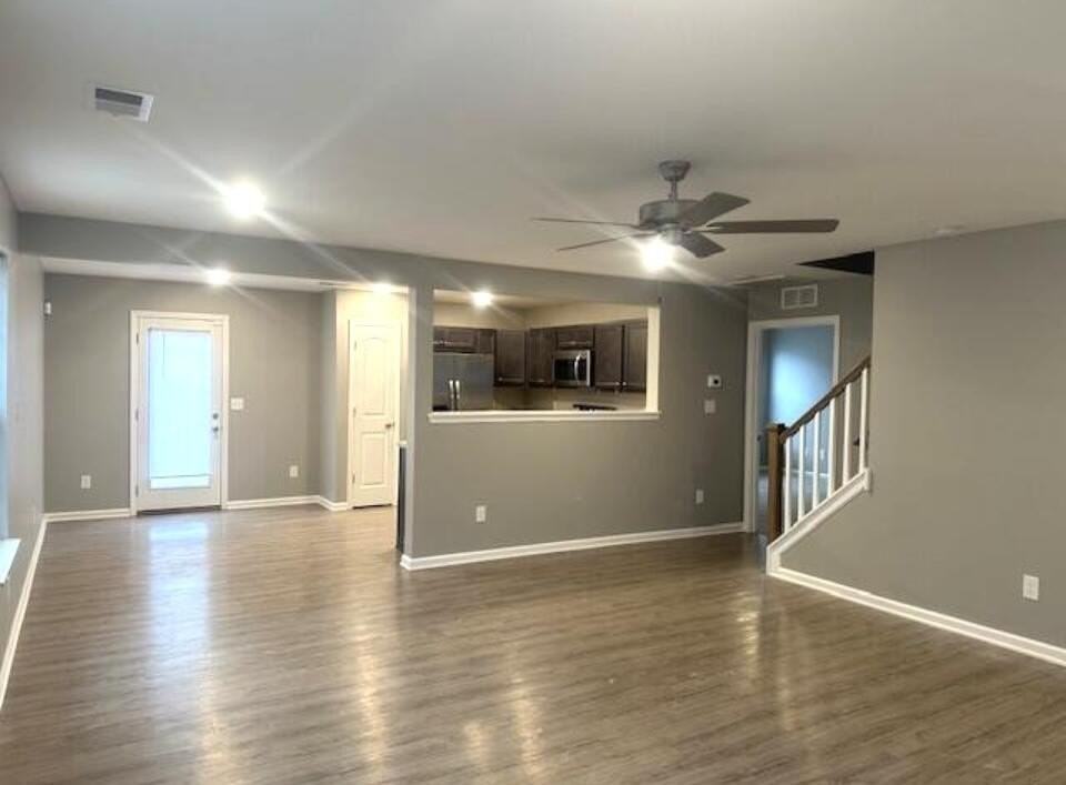 150 Landry Ln - Photo 4 of 11