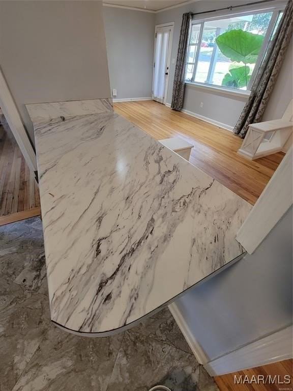 558 Karen Rd - Photo 7 of 18