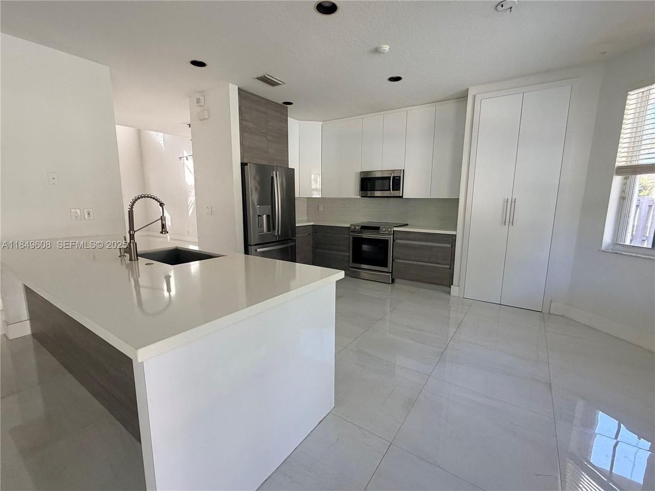 1570 Elm Grove Road - Photo 5 of 32