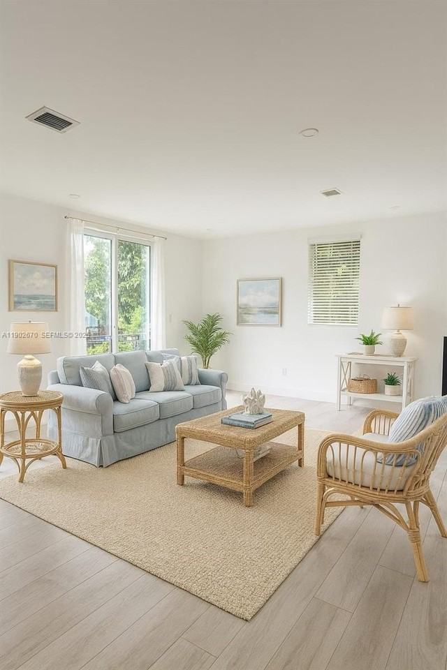 3823 Thomas Avenue - Photo 2 of 36